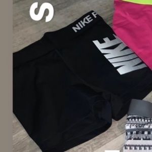 Small Nike pro shorts